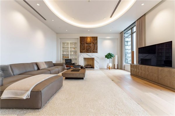 3376 Peachtree Rd #32A Atlanta, GA 30326