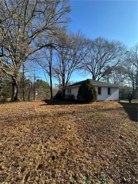 2484 Sylvan Ter Atlanta, GA 30344