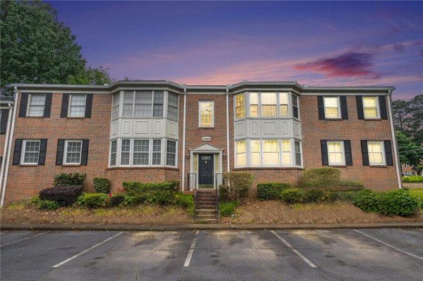 2349 Henderson Mill Rd #2 Atlanta, GA 30345