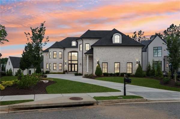 4020 Cottage Park Ct Alpharetta, GA 30004 4020 Cottage Park Ct Alpharetta, GA 30004