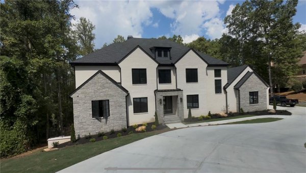 241 TRADITIONS Dr Alpharetta, GA 30004 241 TRADITIONS Dr Alpharetta, GA 30004