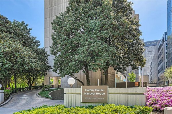 147 15th St #16C Atlanta, GA 30309