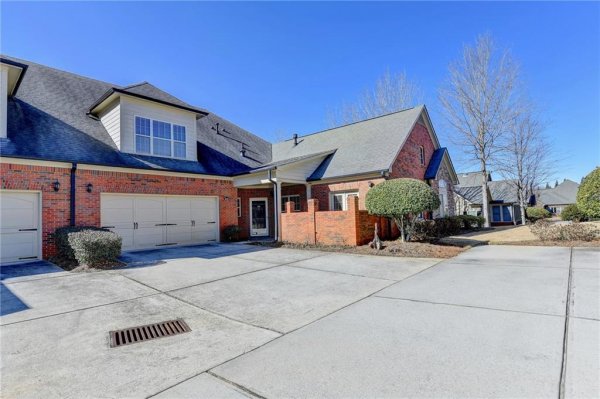 3003 Brookhavenrun Cir Duluth, GA 30097