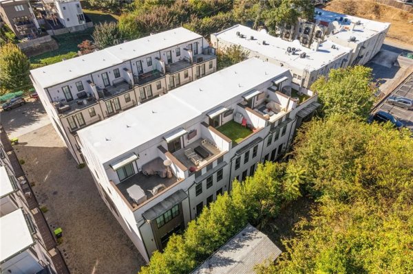 574 Blvd Pl #3 Atlanta, GA 30308