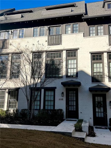 6580 Aria Vlg Dr Sandy Springs, GA 30328