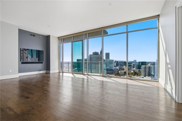 1065 Peachtree St #3303 Atlanta, GA 30309