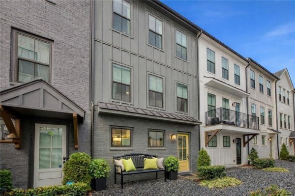 4437 Buckley Way Atlanta, GA 30342