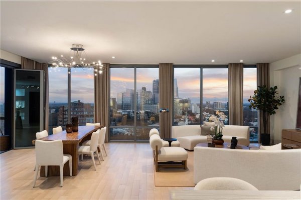 3107 Peachtree Rd #1702 Atlanta, GA 30305