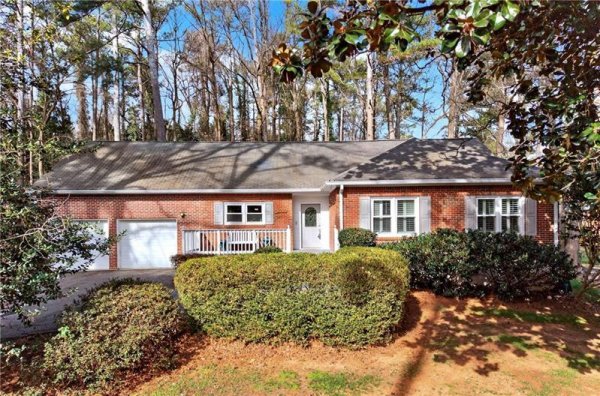 2920 Briarcliff Rd Atlanta, GA 30329