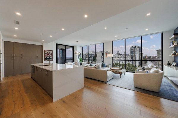 2425 Peachtree Rd #1401 Atlanta, GA 30305